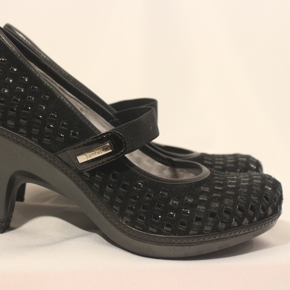 Black Heels - Picture 3 of 8